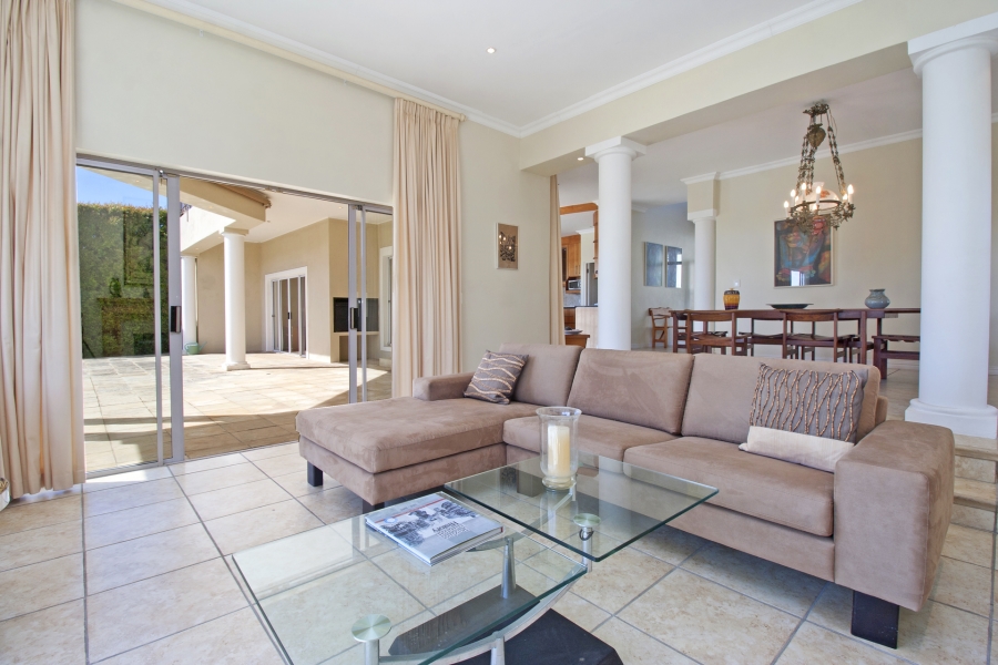 To Let 4 Bedroom Property for Rent in Belvedere Western Cape